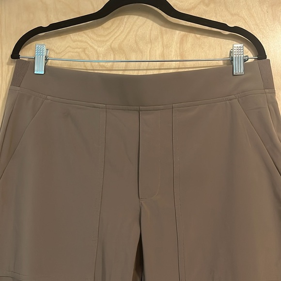 ATHLETA BROOKLYN MID RISE ANKLE UTILITY PANT, Size 12 - Picture 2 of 7